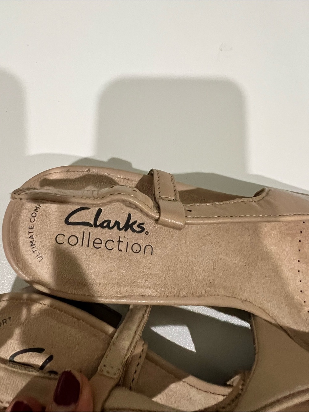Clarks Nude Patent Slingback Low Block Heels - Picture 3 of 3